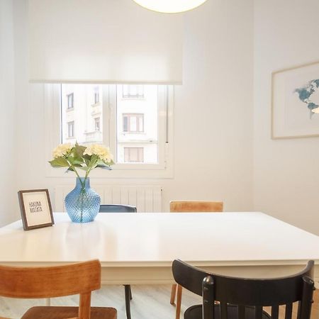 Modern Lovely House Guggenheim Билбао Екстериор снимка