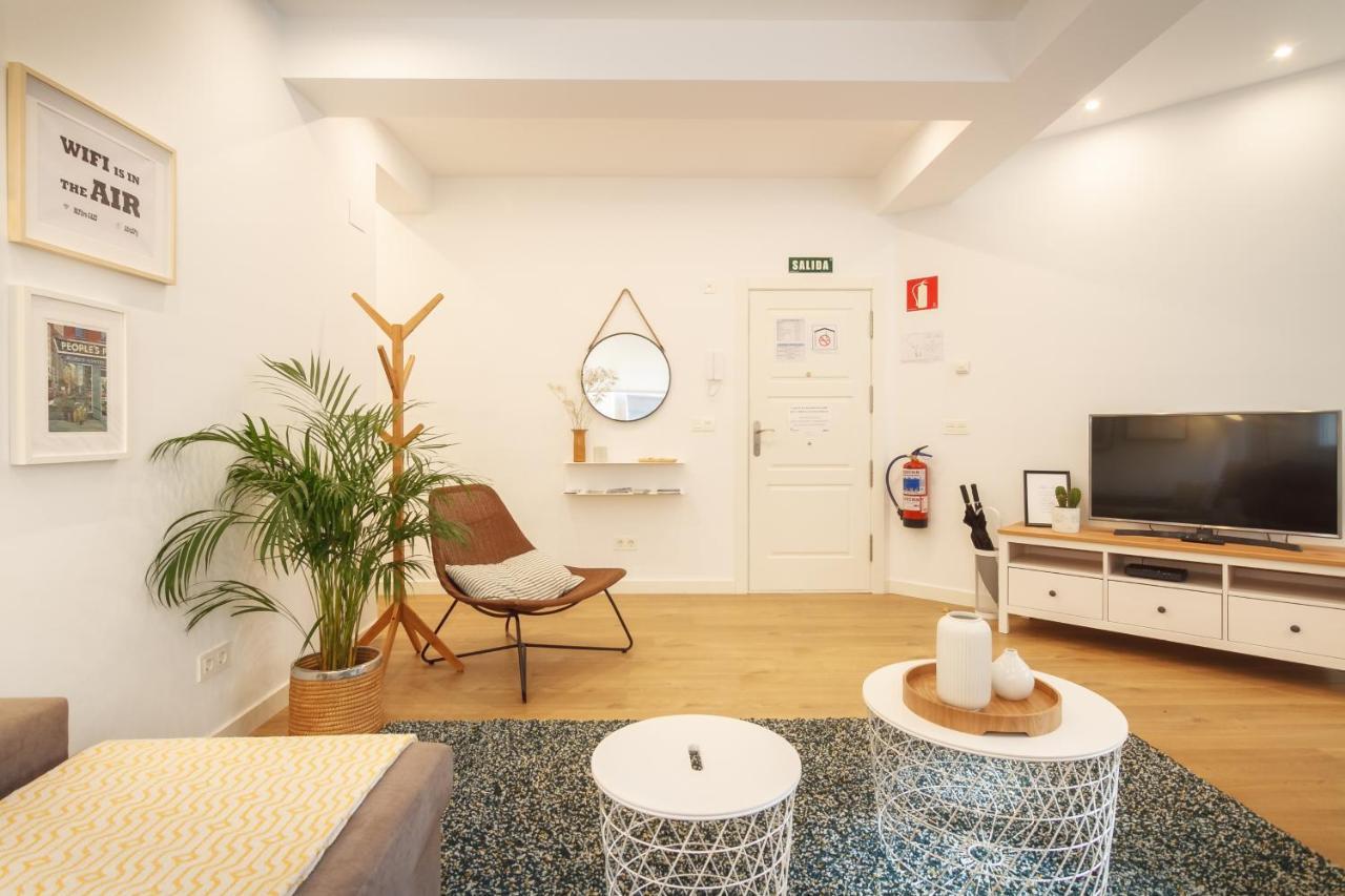 Modern Lovely House Guggenheim Билбао Екстериор снимка